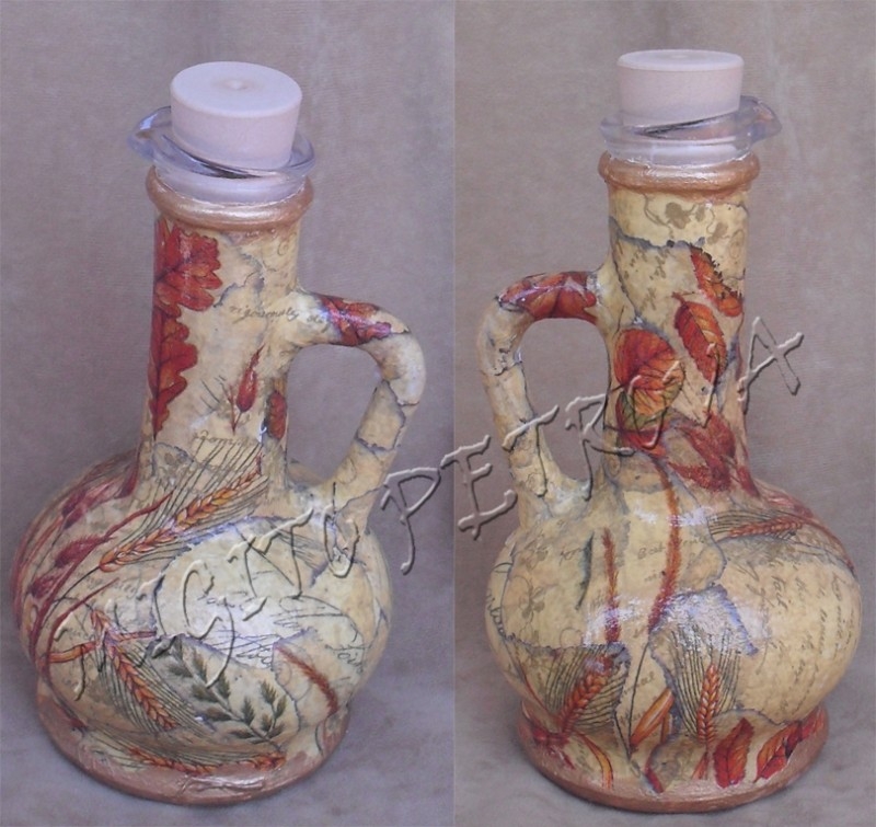 Оil dispenser with decoupage